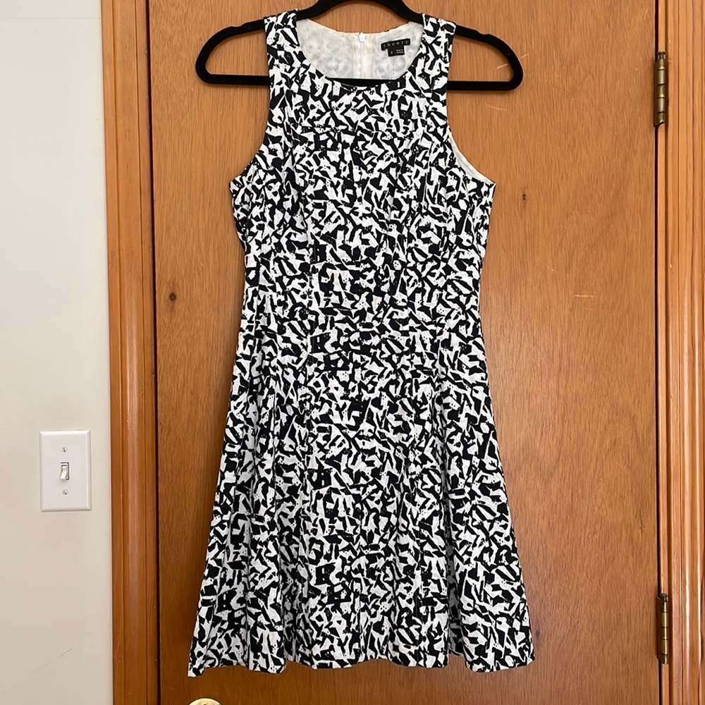 Theory Sleeveless Eyelet Dress - Picture 1 of 4